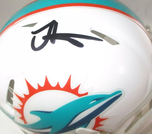 Tyreek Hill / Autographed Miami Dolphins Logo Speed Mini Football Helmet / COA